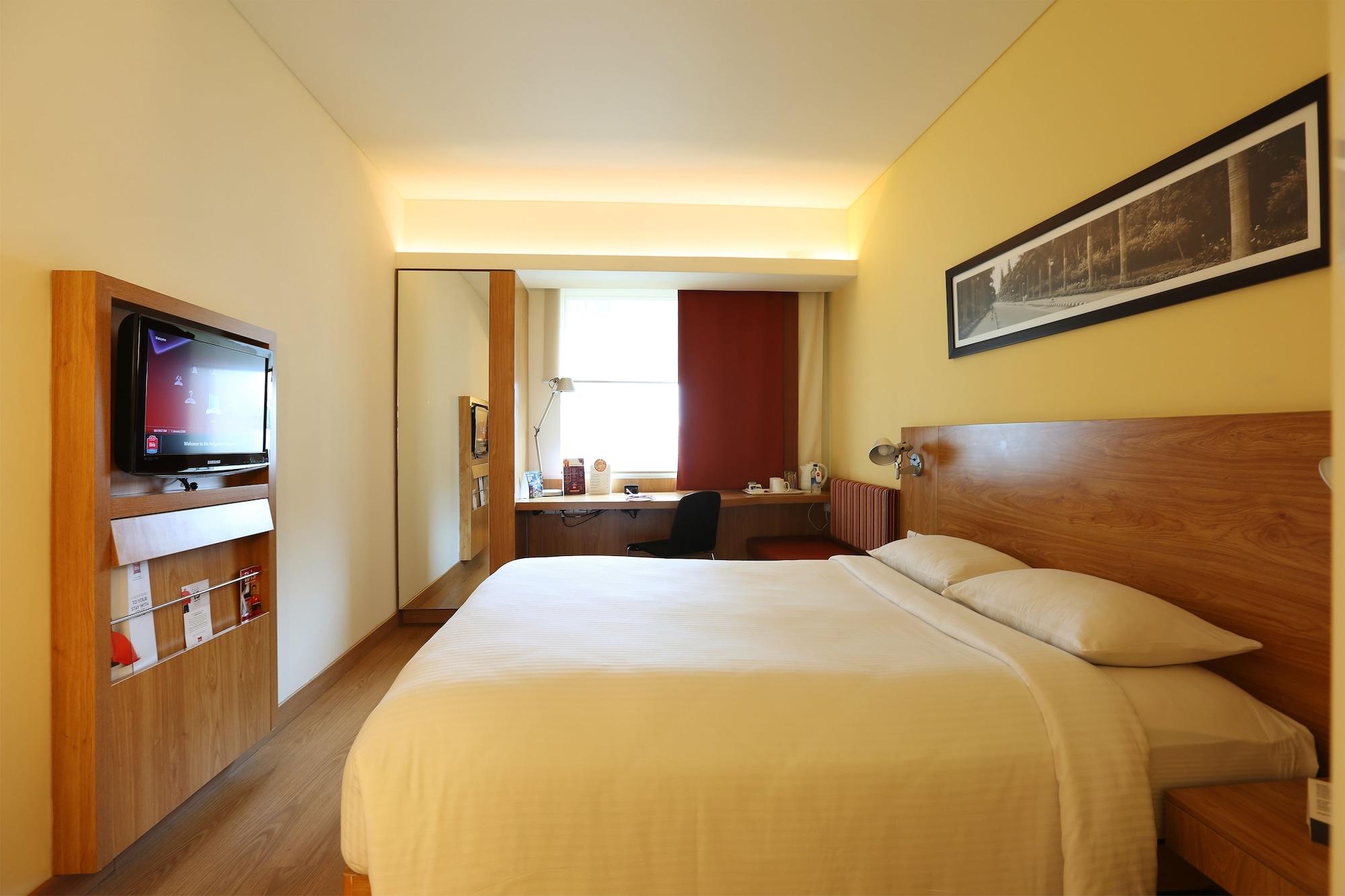 Ibis Bengaluru Outer Ring Road Hotel Exterior photo