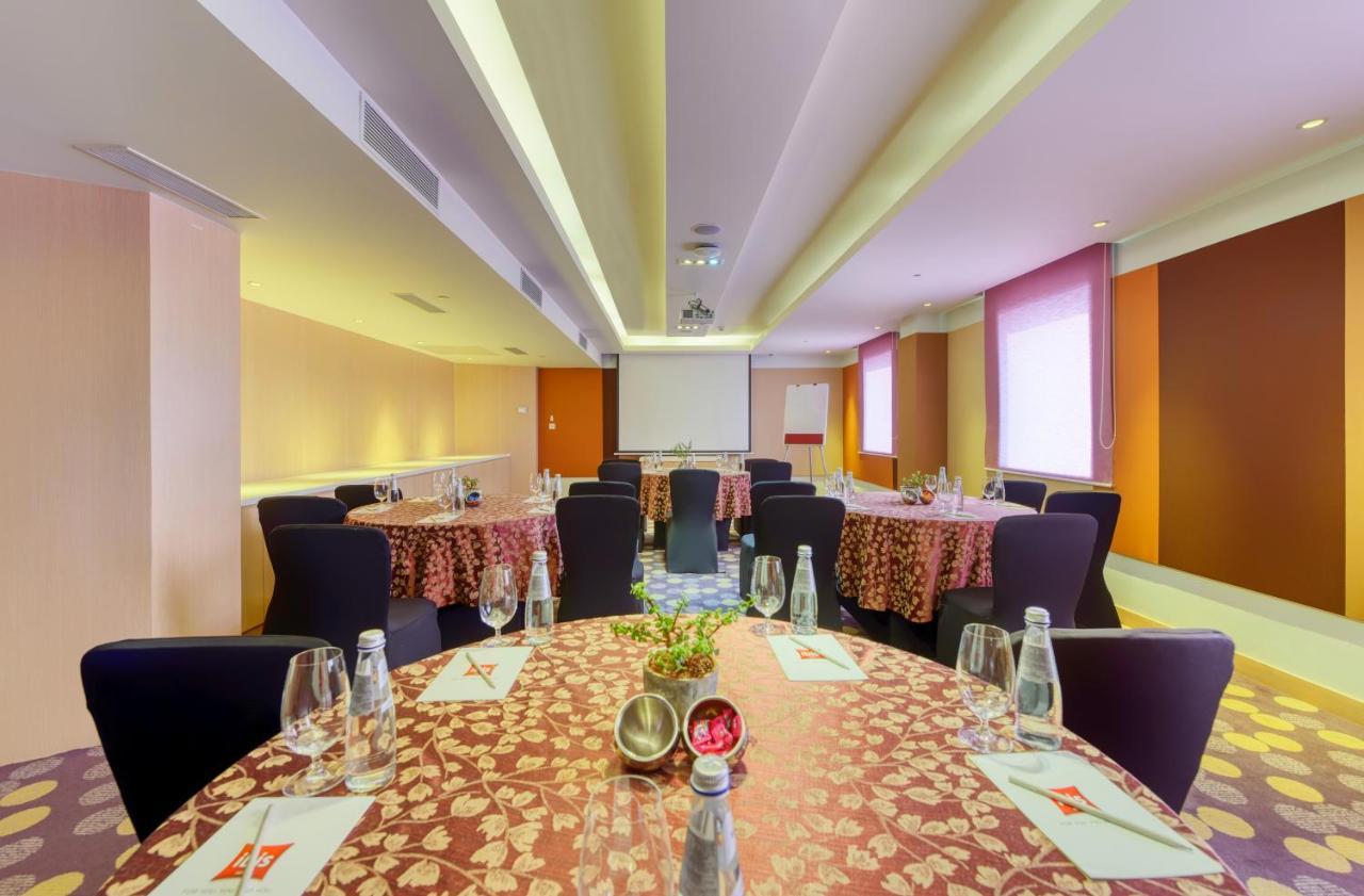 Ibis Bengaluru Outer Ring Road Hotel Exterior photo
